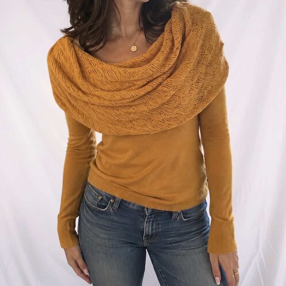 Angel of the North Anthropologie Meriwether Cowl Neck Sweater Size Medium